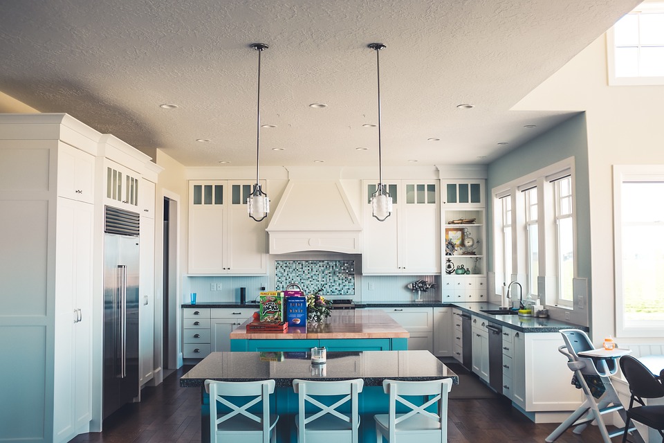 "How Smart Home Appliances are Revolutionizing Household Living"