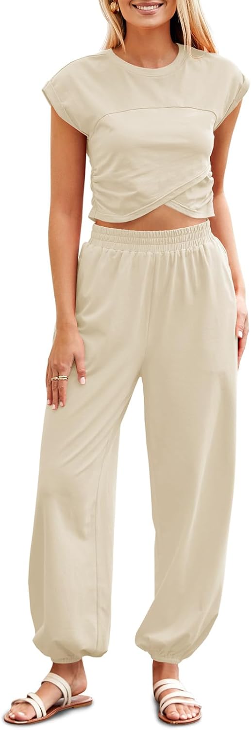 Fisoew Women’s Two Piece Outfits Casual Lounge Sets Crop Tops and Joggers Tracksuit with Pockets